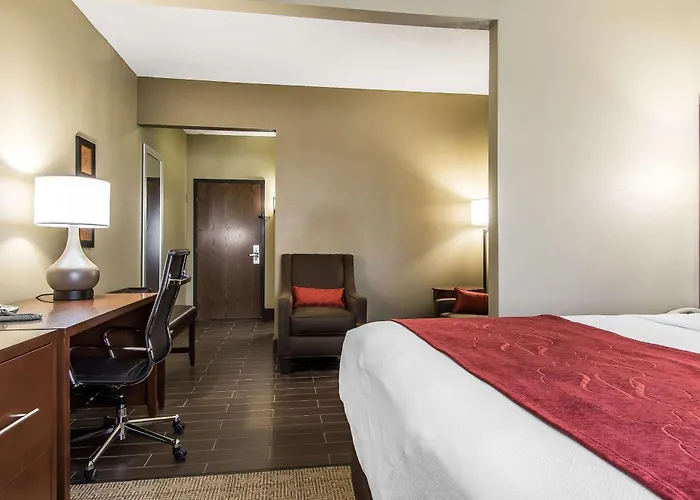 Comfort Hotel 4*